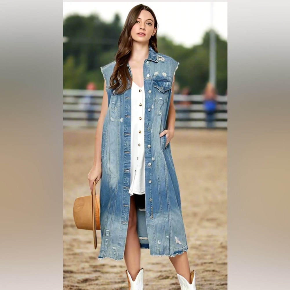 Veveret Distressed Sleeveless Longline Denim Jacket dress size small